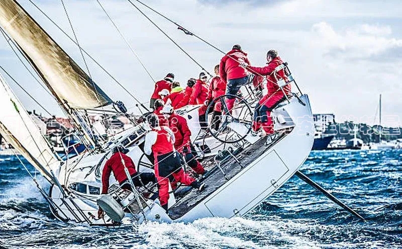 田径竞技紧急救援：一场速度与安全的较量